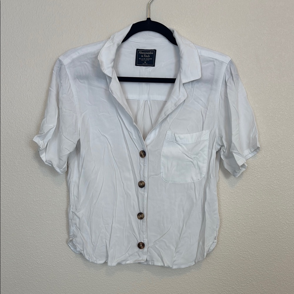 Abercrombie and fitch cropped white button up